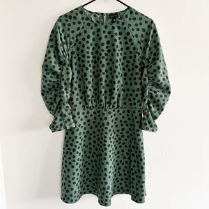 Who What Wear M Green and Black Polkadot 3/4 Ruched Sleeves Fitted Waist Dress